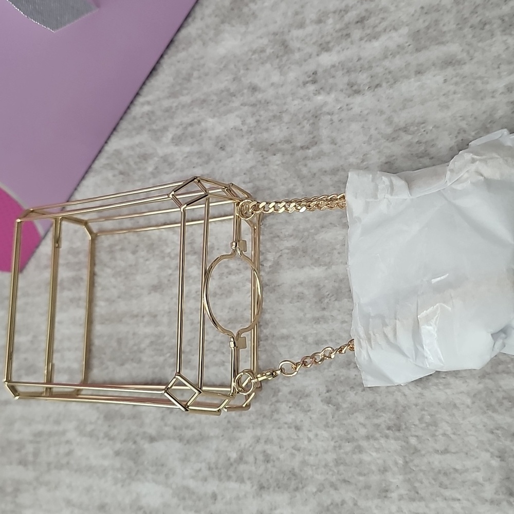 Chanel Gold Perfume Holder - Picture 3 of 4